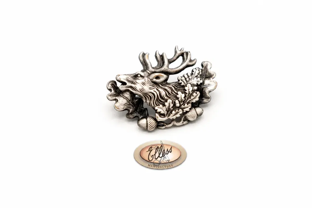 3373 - Broche - Cerf au feuillage