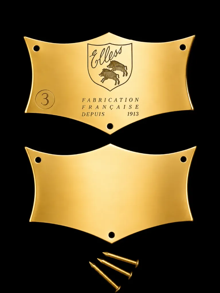 P03 - Plaque laiton vierge pour écusson à Graver - 70*40*1mm- (Livrée avec clous)