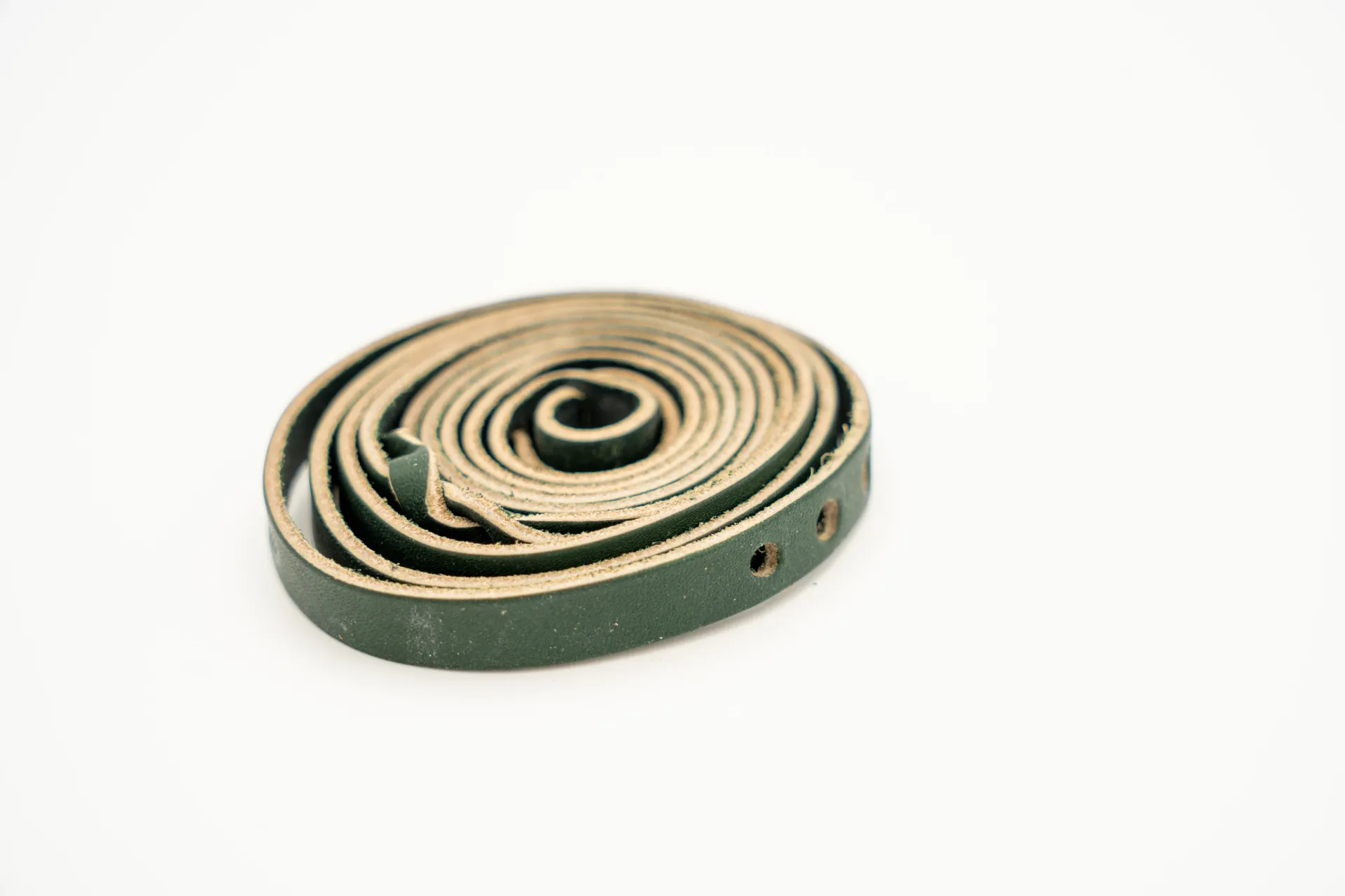 700/V - Sautoir "ELLESS" cuir vert