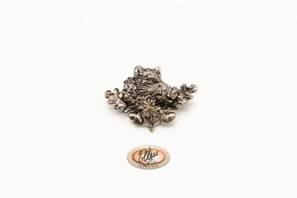 522 - Broche - Sanglier au feuillage